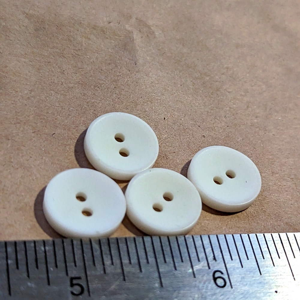 BUTTONS Round White Cream 2-holed slightly concave 1/2" (4)